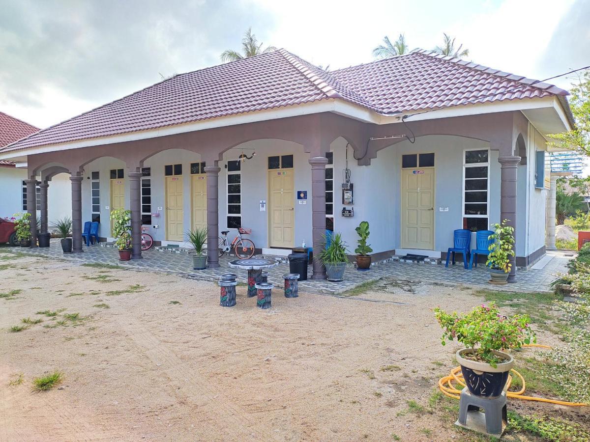 Desa Besut Inn Kampung Kuala Besut Exterior photo